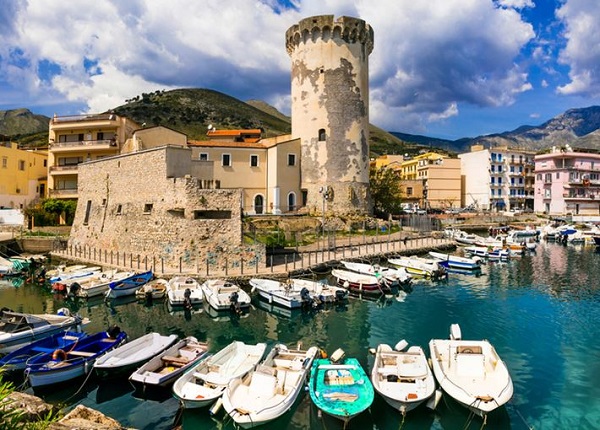 Formia, una gemma in riva al mare