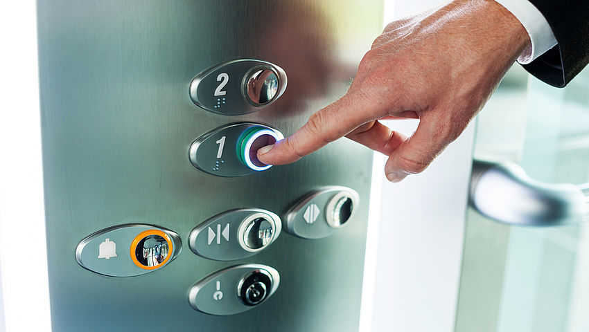 Sicurezza ascensori, ecco quali sono le norme di legge