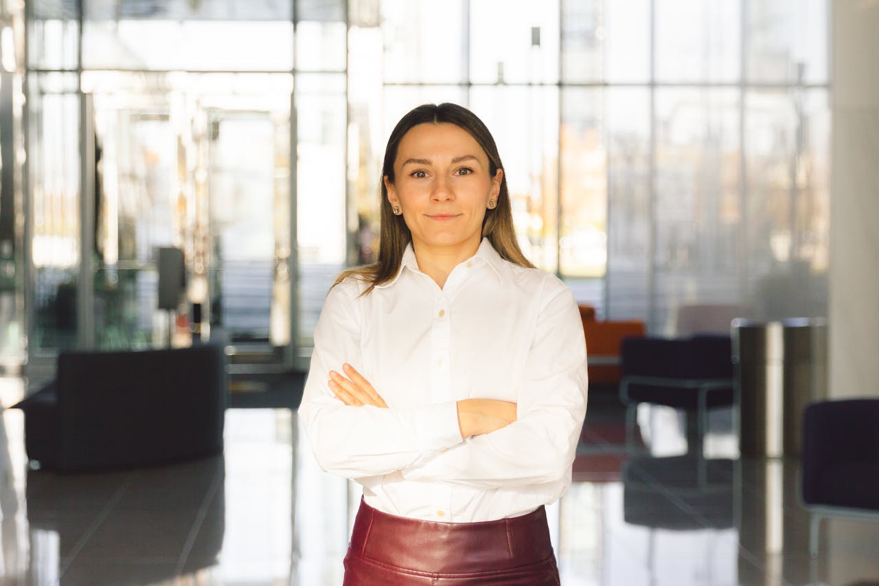 Oltre il sorriso: le competenze multilingue e tecniche delle hostess congressuali