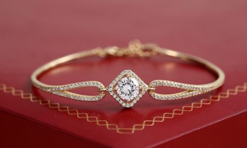 Come scegliere un gioiello realizzato in oro